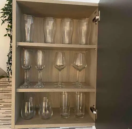 Brand New - Centre Apartment *